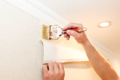 Pose de papier peint à Vétrigne — revêtements muraux et toiles de verre